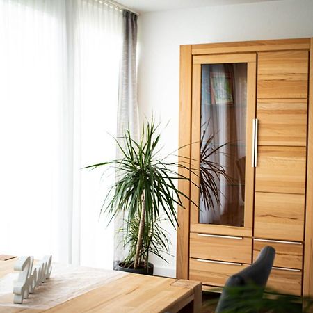 Ferienwohnung Am Schlosspark Ebersdorf  Dış mekan fotoğraf